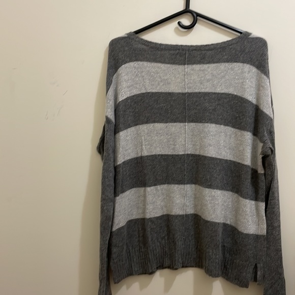 Smart Set striped long sleeve sweater (sz lg) - Picture 2 of 10